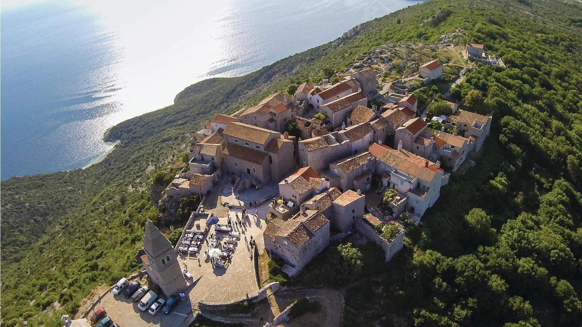Nice Apartment In Cres With Kitchen Croatia